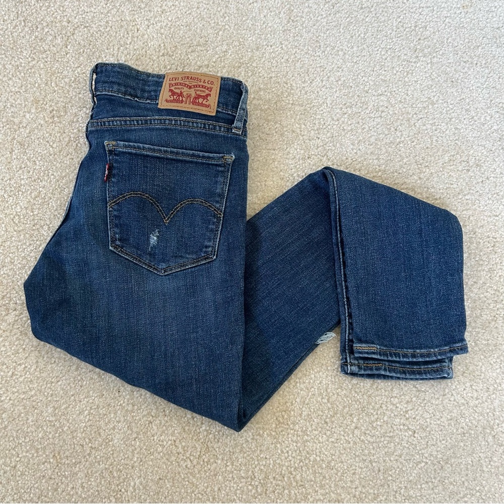Levi’s Ripped Jeans - Picture 2 of 16